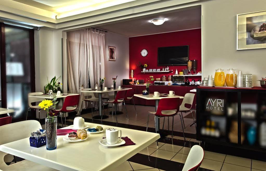 Hotel Ayri Medesano Eksteriør billede